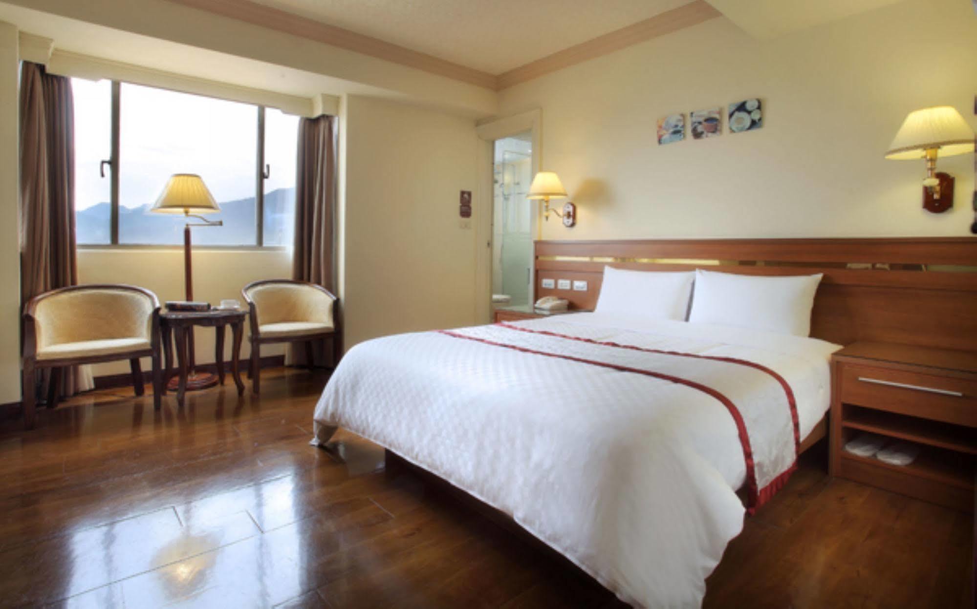 Cheng Pao Hotel Puli Exterior photo